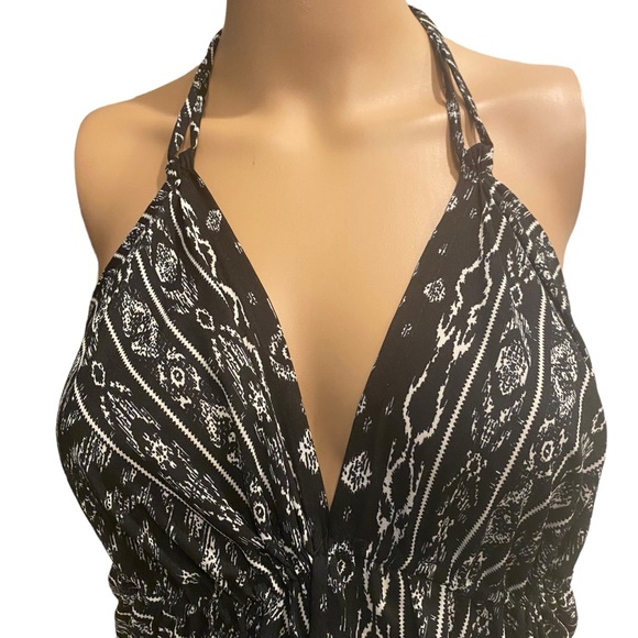 Elan Shark Bite Black & White Halter Dress One Size - Picture 5 of 10